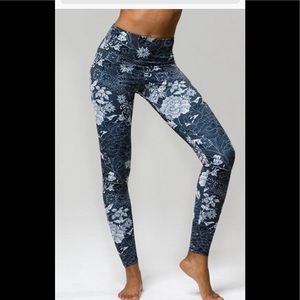 Onzie Legging Kyoto print Small